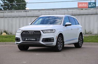 Внедорожник / Кроссовер Audi Q7 2018 в 