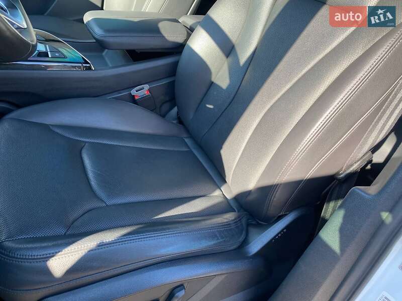 Внедорожник / Кроссовер Audi Q7 2016 в Казатине