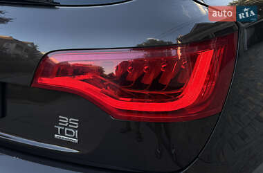 Внедорожник / Кроссовер Audi Q7 2013 в 