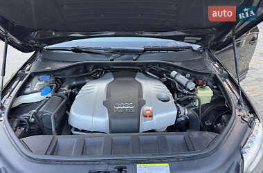 Внедорожник / Кроссовер Audi Q7 2013 в 