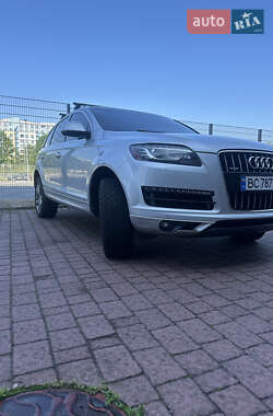 Внедорожник / Кроссовер Audi Q7 2010 в 