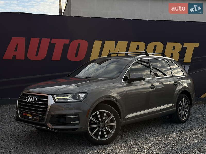 Внедорожник / Кроссовер Audi Q7 2017 в 