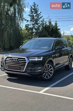 Внедорожник / Кроссовер Audi Q7 2019 в Белогородке