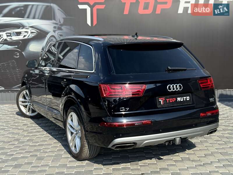 Внедорожник / Кроссовер Audi Q7 2017 в Львове