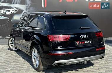 Внедорожник / Кроссовер Audi Q7 2017 в 