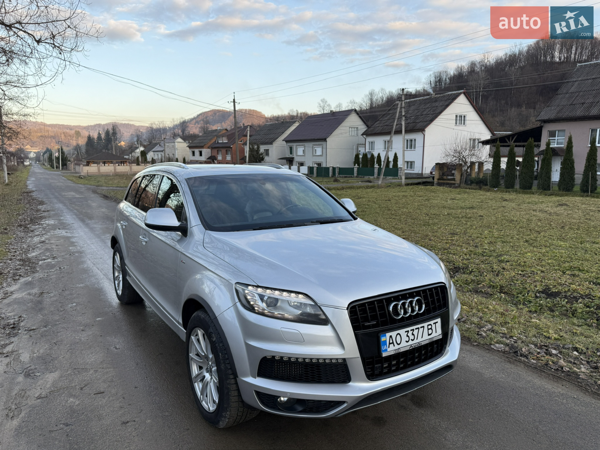2010 Audi Q7 - мініатюра 2