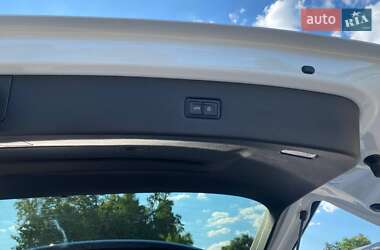 Внедорожник / Кроссовер Audi Q7 2016 в 