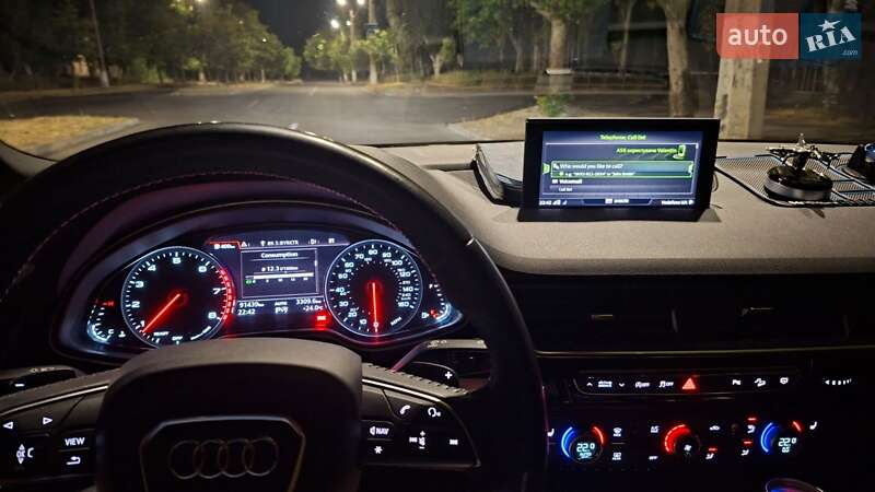 Позашляховик / Кросовер Audi Q7 2018 в Миколаєві