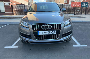 Внедорожник / Кроссовер Audi Q7 2013 в 
