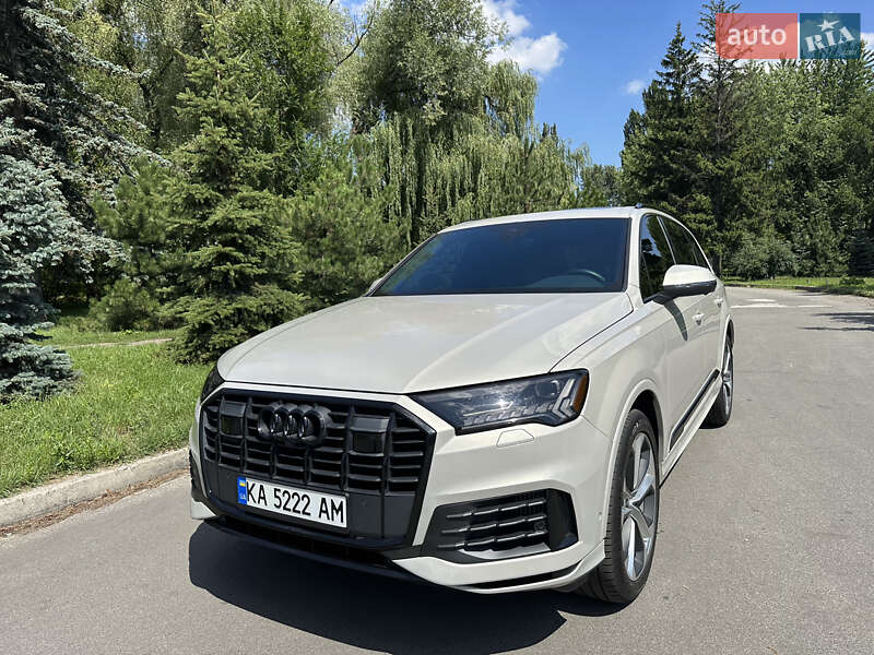 Внедорожник / Кроссовер Audi Q7 2022 в Киеве