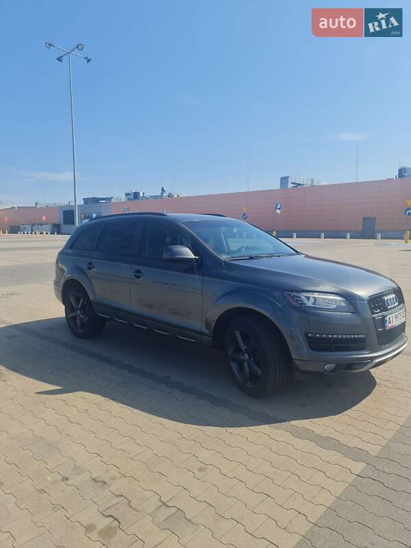 Внедорожник / Кроссовер Audi Q7 2015 в Киеве