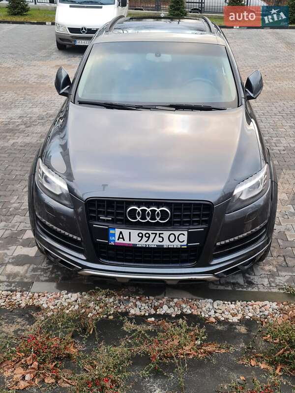 Внедорожник / Кроссовер Audi Q7 2015 в Киеве