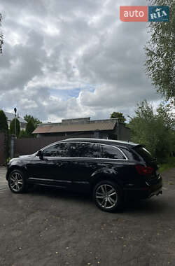 Позашляховик / Кросовер Audi Q7 2012 в 