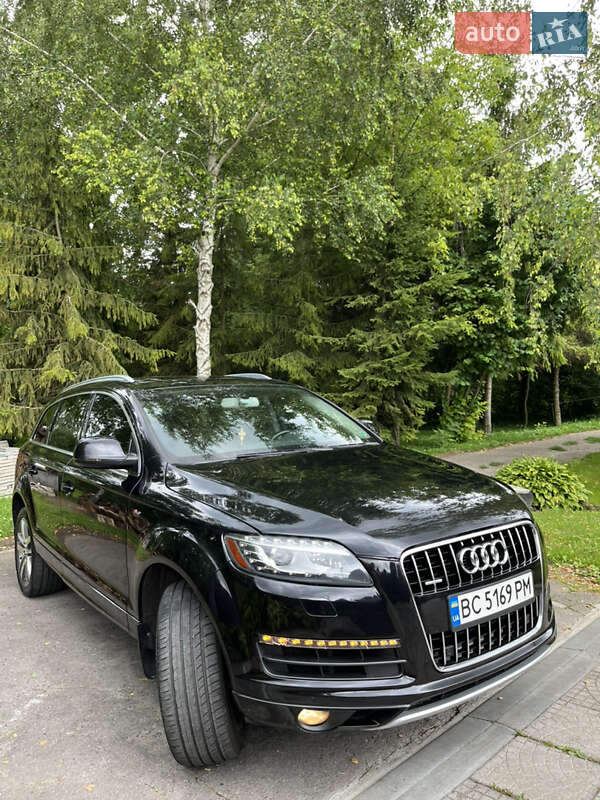 Внедорожник / Кроссовер Audi Q7 2012 в Луцке