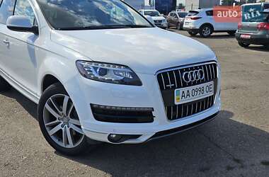 Внедорожник / Кроссовер Audi Q7 2010 в 
