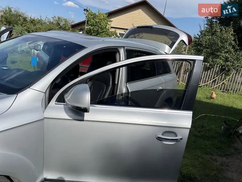 Audi Q7 2011 VIN WA1LMAFE6CD006113 фото оголошення 10 з 63