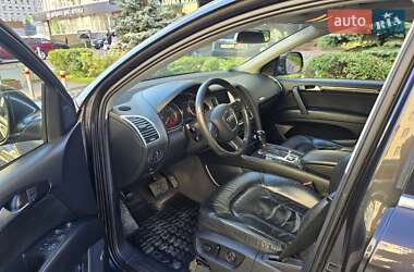 Внедорожник / Кроссовер Audi Q7 2006 в 