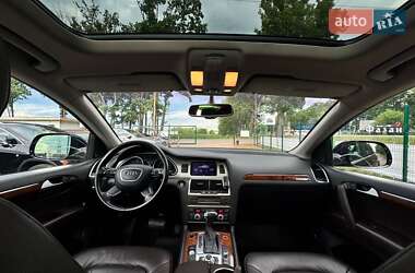 Внедорожник / Кроссовер Audi Q7 2015 в 