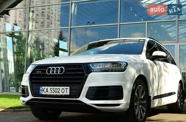 Внедорожник / Кроссовер Audi Q7 2019 в 