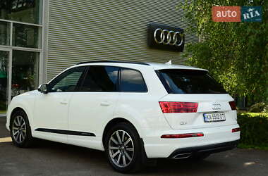 Внедорожник / Кроссовер Audi Q7 2019 в 