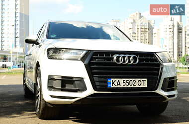 Внедорожник / Кроссовер Audi Q7 2019 в 