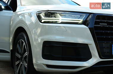 Внедорожник / Кроссовер Audi Q7 2019 в 