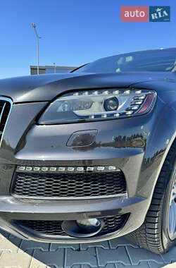 Внедорожник / Кроссовер Audi Q7 2013 в 