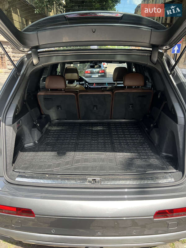 Внедорожник / Кроссовер Audi Q7 2017 в Львове фото 18 Внедорожник / Кроссовер Audi Q7 2017 в Львове