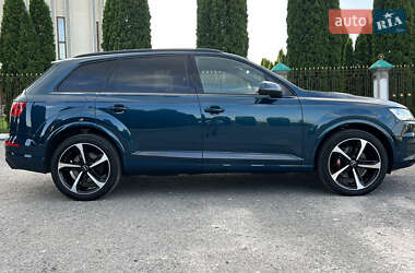Внедорожник / Кроссовер Audi Q7 2019 в 