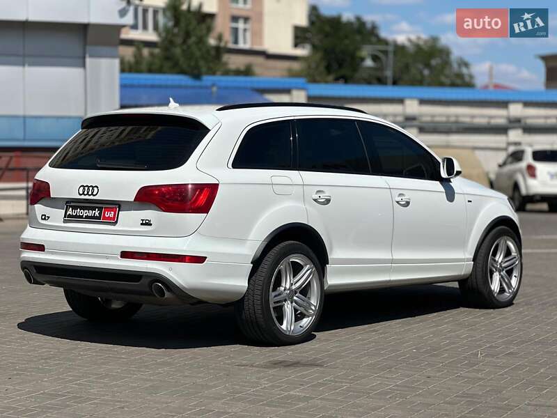 Внедорожник / Кроссовер Audi Q7 2012 в Одессе