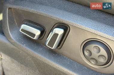 Внедорожник / Кроссовер Audi Q7 2012 в 