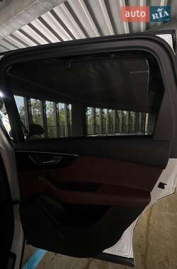 Внедорожник / Кроссовер Audi Q7 2018 в 