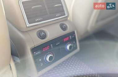 Внедорожник / Кроссовер Audi Q7 2012 в 