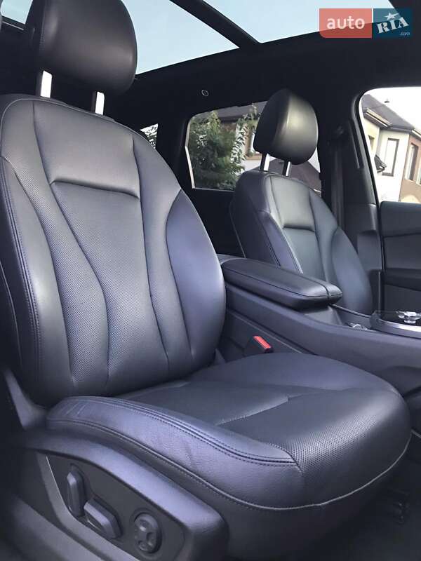 Внедорожник / Кроссовер Audi Q7 2016 в Луцке