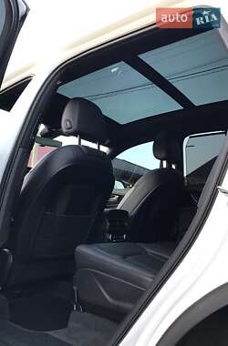 Позашляховик / Кросовер Audi Q7 2016 в 