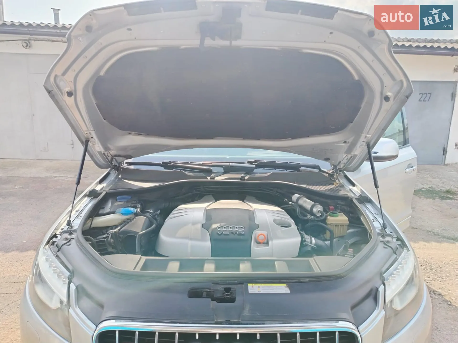 2010 Audi Q7 - мініатюра 4