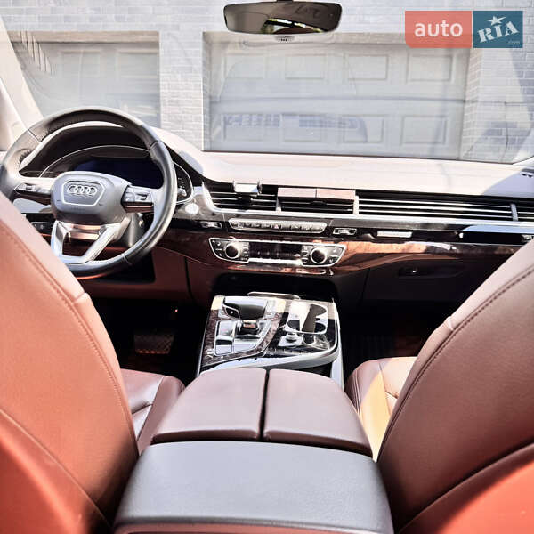 Внедорожник / Кроссовер Audi Q7 2017 в Тернополе