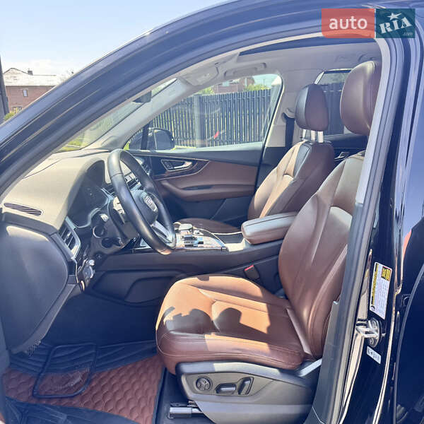 Внедорожник / Кроссовер Audi Q7 2017 в Тернополе