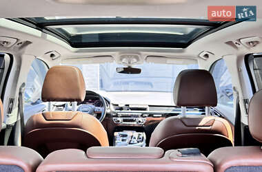 Позашляховик / Кросовер Audi Q7 2017 в 