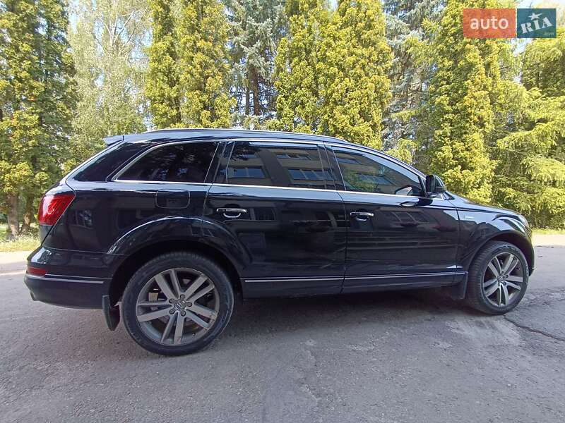 Внедорожник / Кроссовер Audi Q7 2014 в Ровно