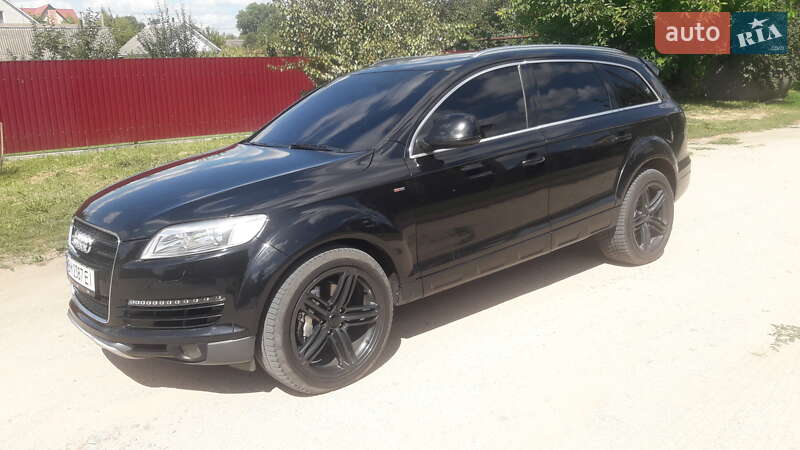 Внедорожник / Кроссовер Audi Q7 2006 в Глухове