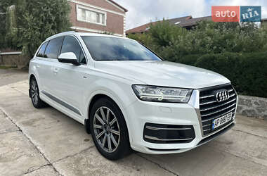 Внедорожник / Кроссовер Audi Q7 2018 в 