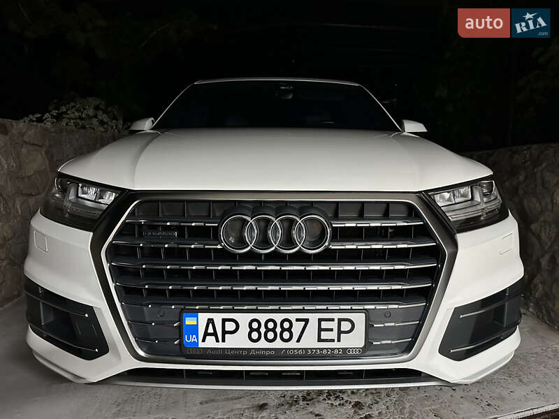 Позашляховик / Кросовер Audi Q7 2018 в Києві