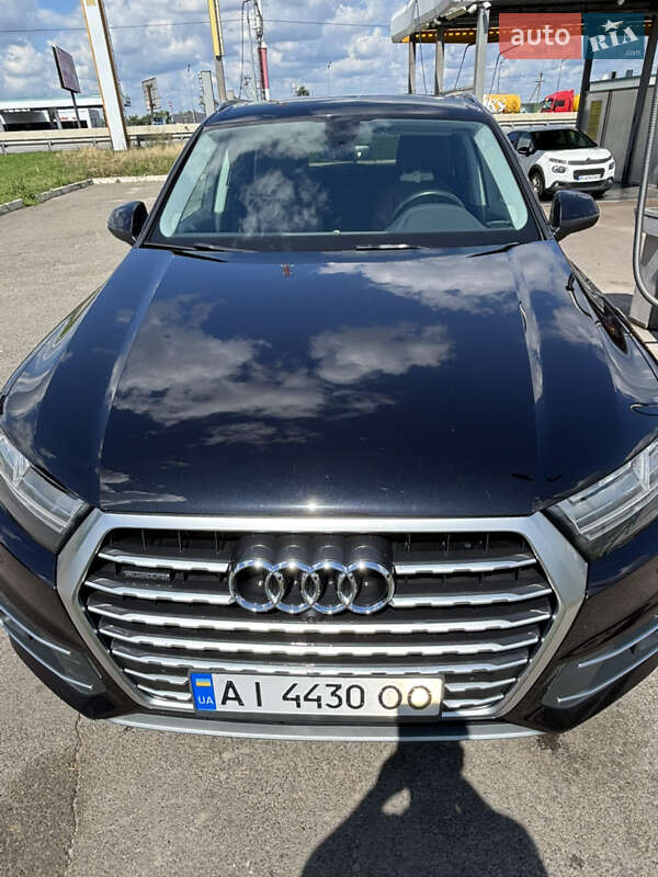 Позашляховик / Кросовер Audi Q7 2018 в Києві