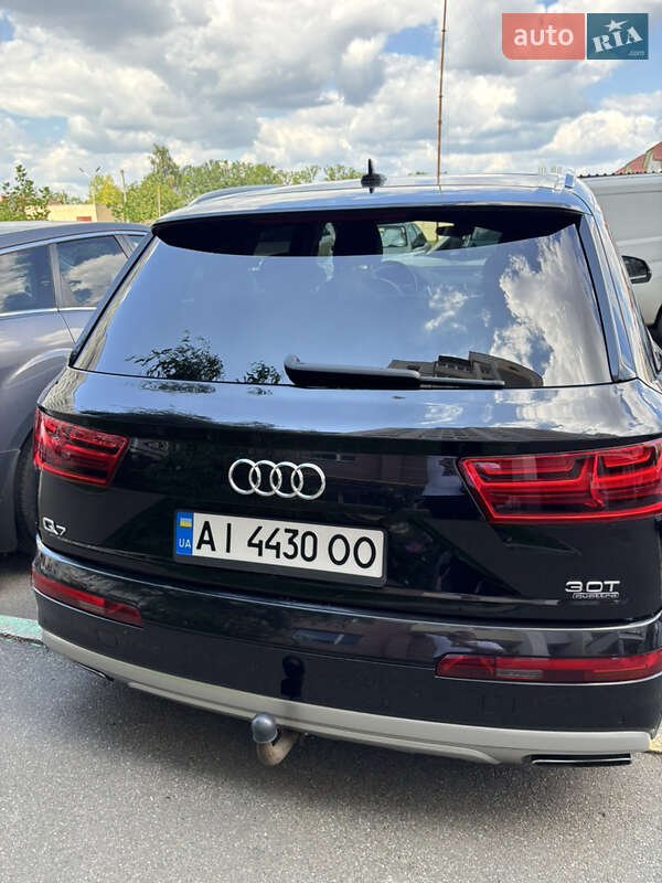 Позашляховик / Кросовер Audi Q7 2018 в Києві