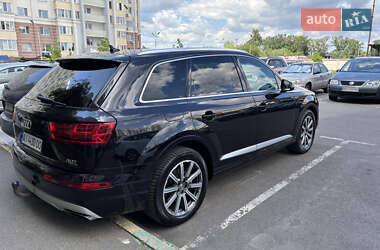 Внедорожник / Кроссовер Audi Q7 2018 в 