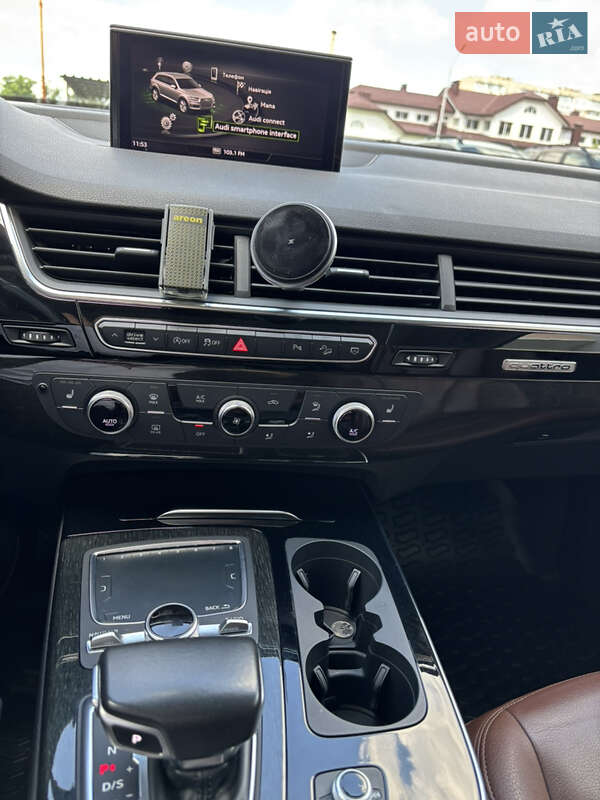 Позашляховик / Кросовер Audi Q7 2018 в Києві