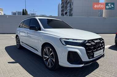 Внедорожник / Кроссовер Audi Q7 2025 в 