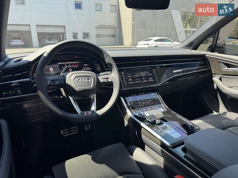 Внедорожник / Кроссовер Audi Q7 2025 в Одессе