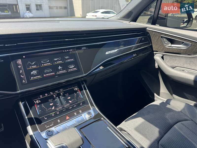 Внедорожник / Кроссовер Audi Q7 2025 в Одессе